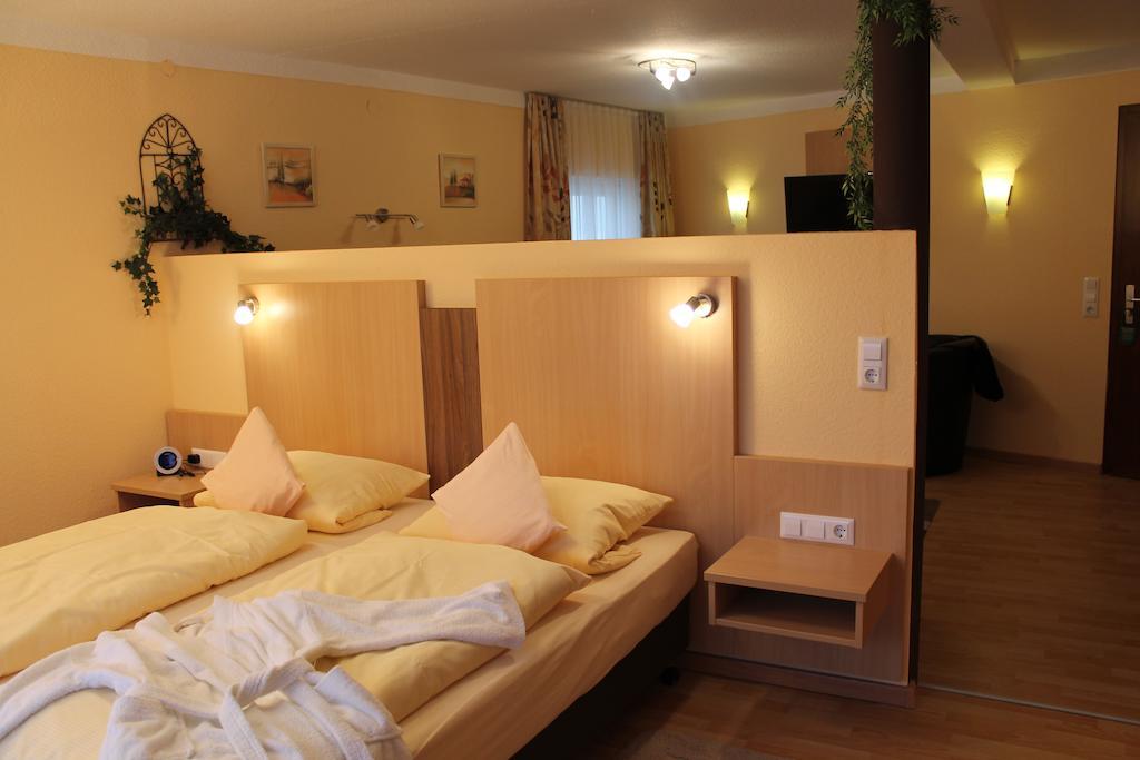 Hotel Brigitte 바트크로찡엔 객실 사진