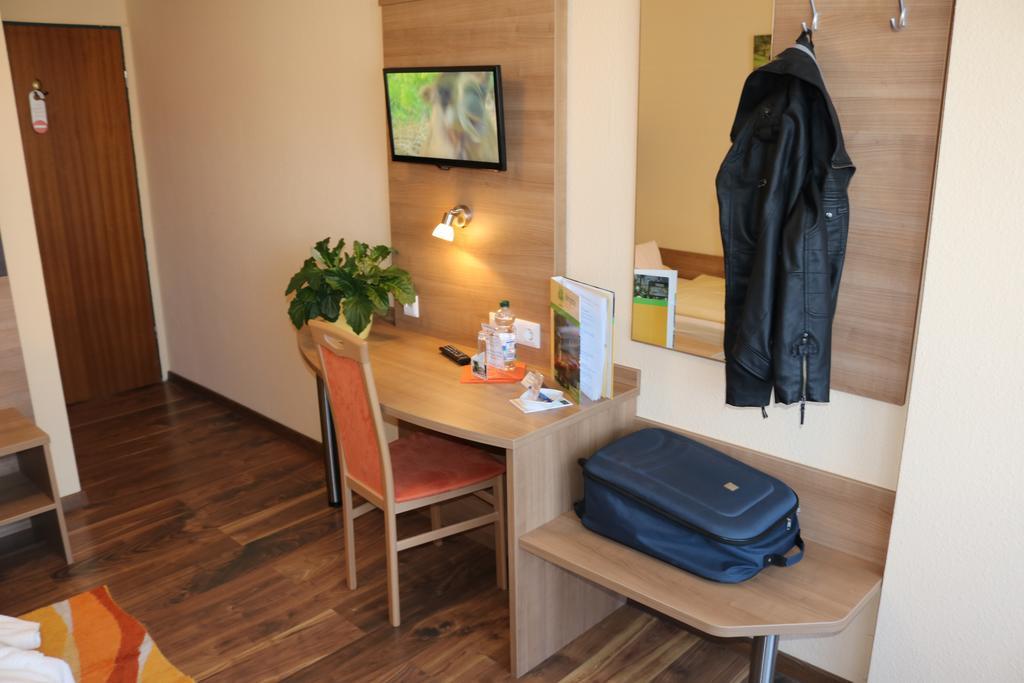 Hotel Brigitte 바트크로찡엔 외부 사진